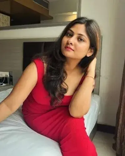 Escort Service In Dumaria